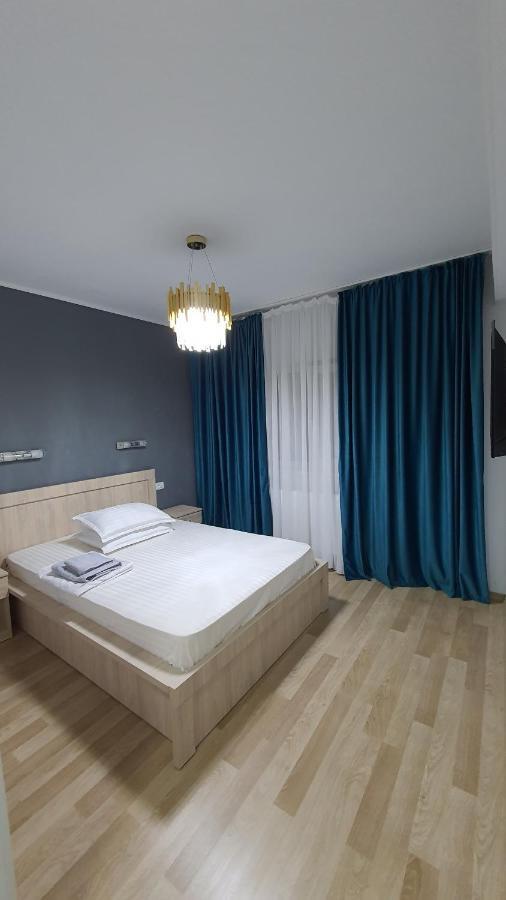 Cazare Spital Fundeni Bukurešť Exteriér fotografie