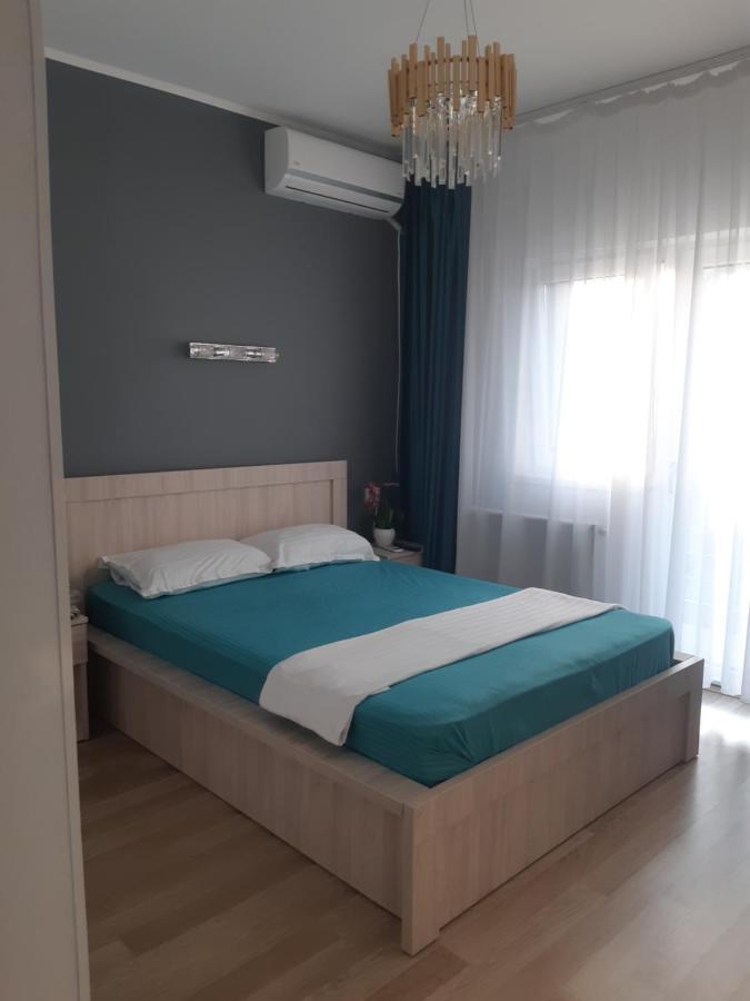 Cazare Spital Fundeni Bukurešť Exteriér fotografie